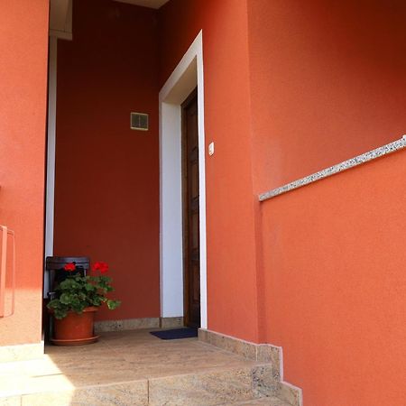 Apartment Zita With 1 Bedroom In Relaxing Surroundings Near Umag 우마그 외부 사진