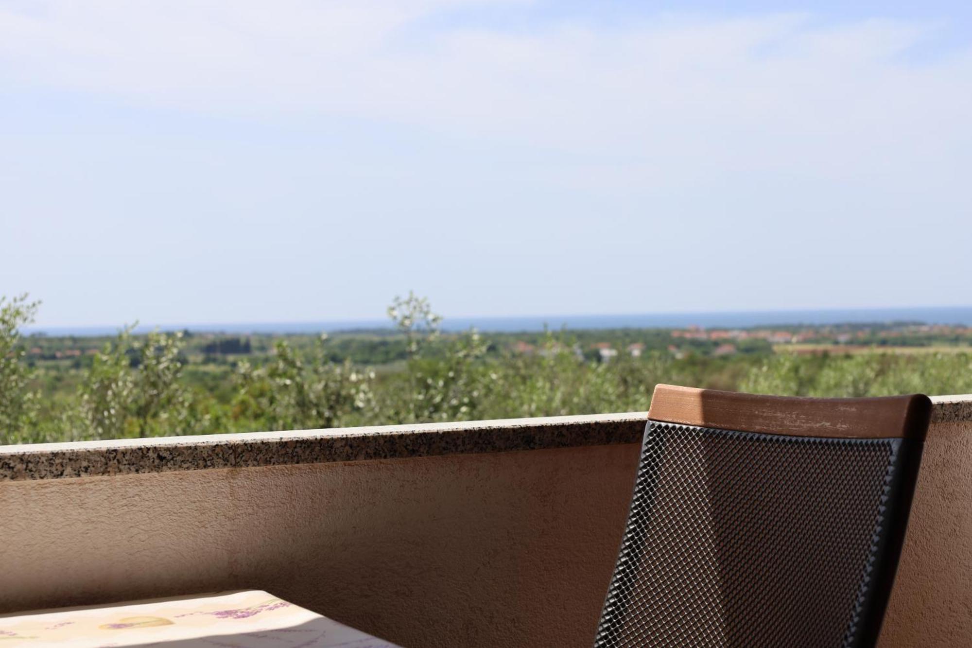 Apartment Zita With 1 Bedroom In Relaxing Surroundings Near Umag 우마그 외부 사진