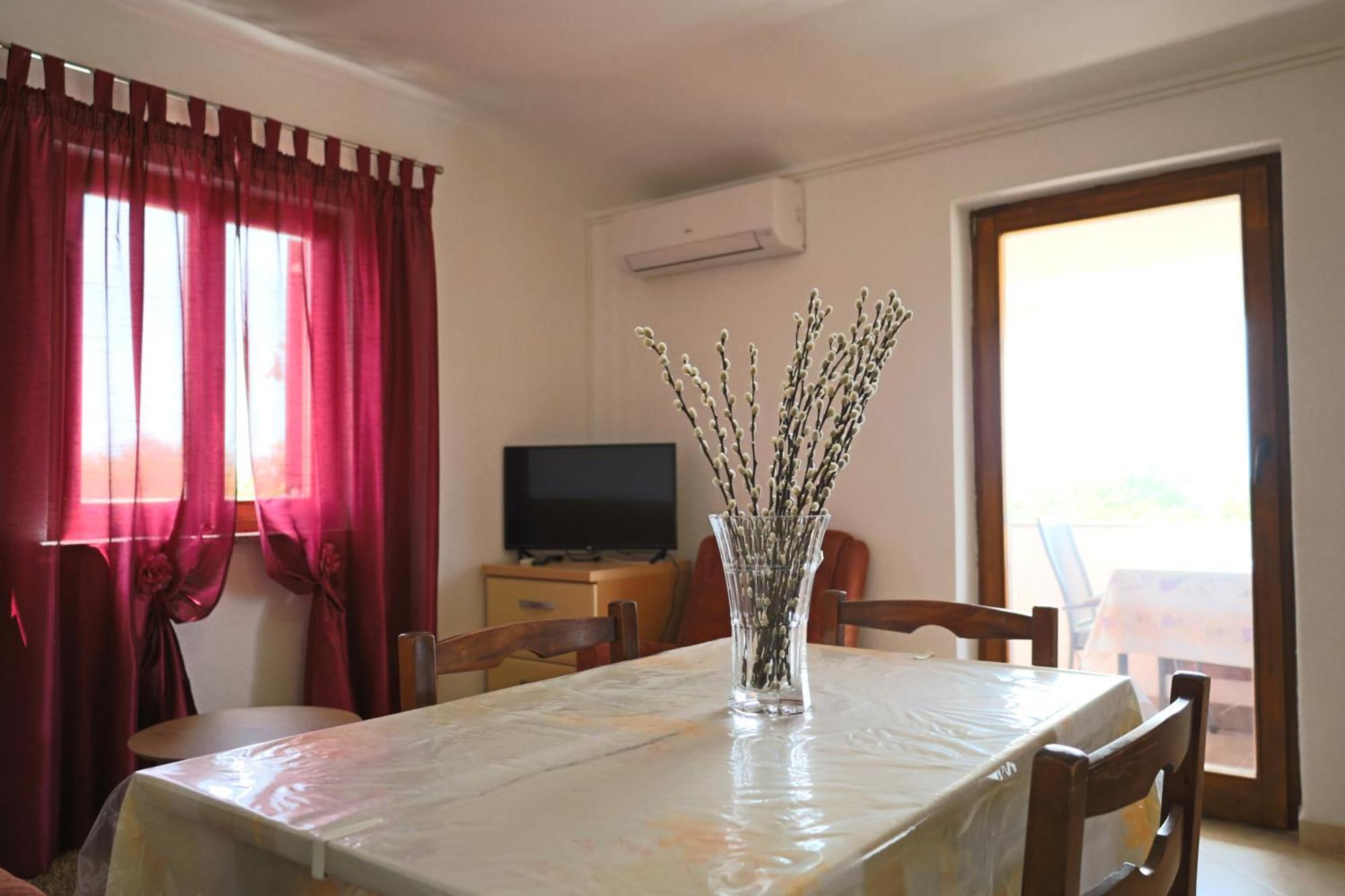 Apartment Zita With 1 Bedroom In Relaxing Surroundings Near Umag 우마그 외부 사진