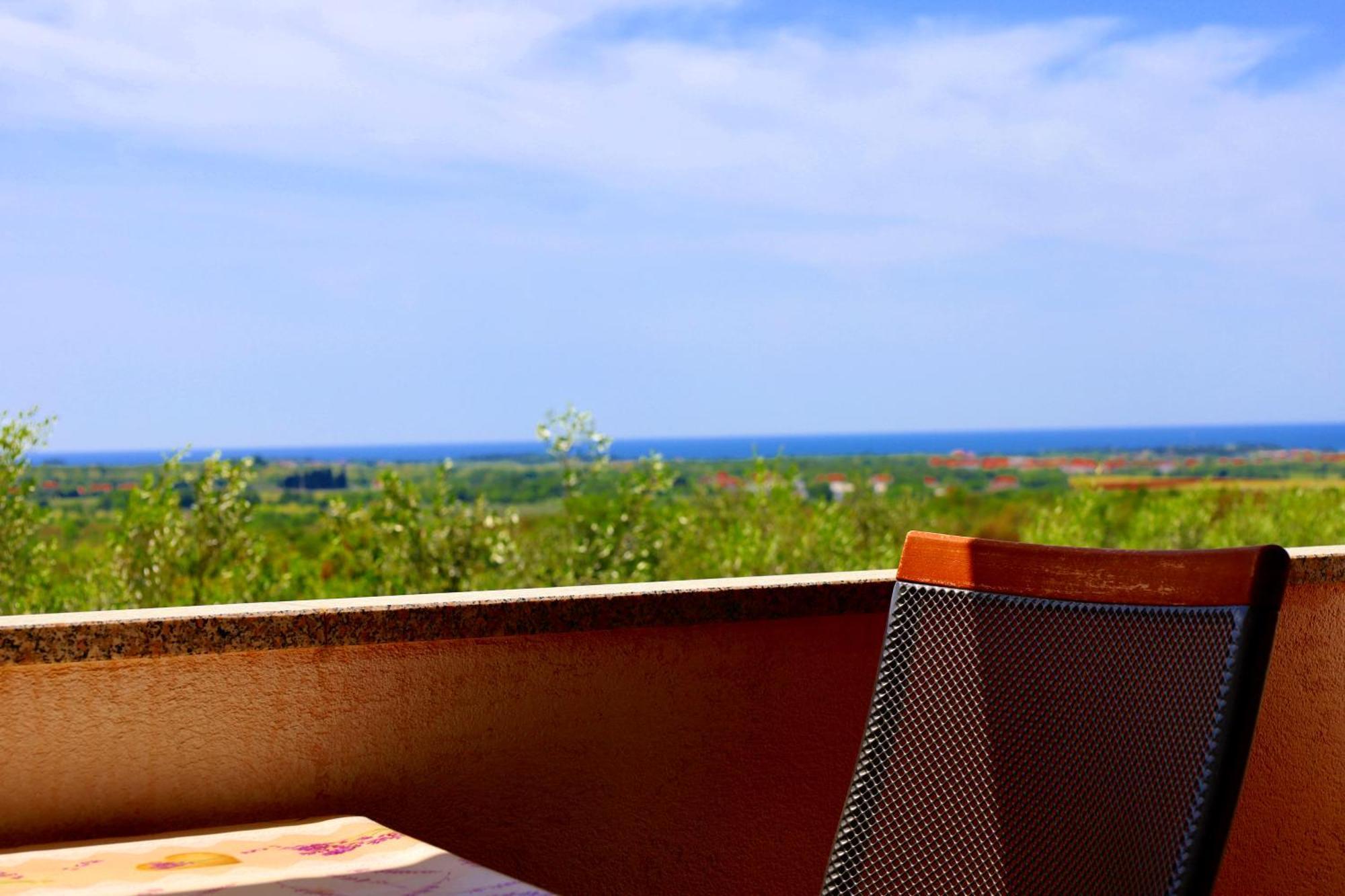 Apartment Zita With 1 Bedroom In Relaxing Surroundings Near Umag 우마그 외부 사진
